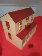 Leuk houten poppenhuis met verlichting, Kinderen en Baby's, Speelgoed | Poppenhuizen, Ophalen, Gebruikt, Poppenhuis