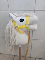 Stokpaardje met Halster - Wit, Ophalen of Verzenden, Nieuw, Jongen of Meisje