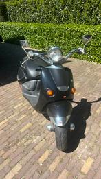 Aprillia mojito custom zwart, Fietsen en Brommers, Brommers | Overige merken, Ophalen, Zo goed als nieuw