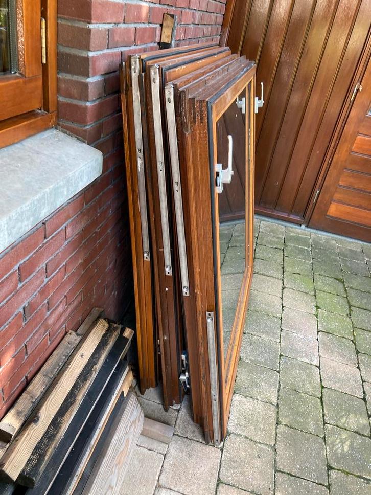 4 Mahoniehouten ramen (1 totaalprijs), Doe-het-zelf en Verbouw, Glas en Ramen, Gebruikt, Gevelraam of Ruit, 120 tot 160 cm, 120 tot 160 cm