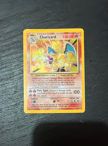 Pokémon base set 1999 Charizard holo beschikbaar voor biedingen