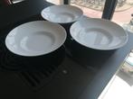 Drie Alessi Mami soepborden door Stefano Giovannoni., Ophalen of Verzenden, Zo goed als nieuw, Bord(en), Overige stijlen