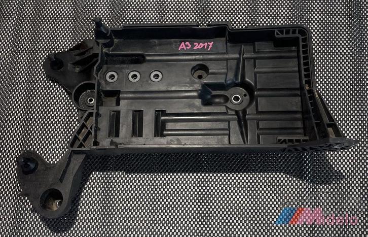 AUDI A3 ACCUBAK 5Q0915321J, Auto-onderdelen, Accu's en Toebehoren, Audi, Gebruikt, Ophalen of Verzenden