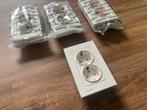 Siemens half opbouw stopcontact 5UB2213-3KK, Ophalen of Verzenden, Nieuw, Stopcontact