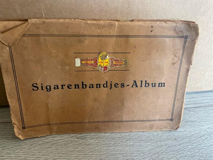 Oud Sigarenbandjes Album, Verzamelen, Overige Verzamelen, Gebruikt, Ophalen of Verzenden