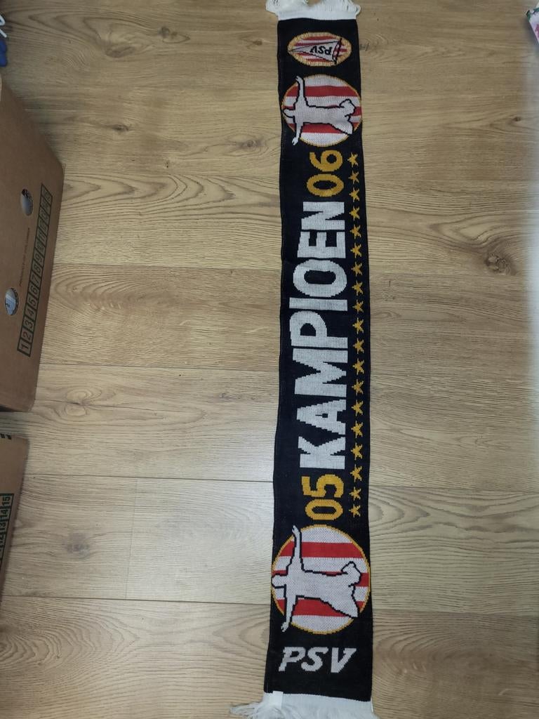 Sjaal psv, Verzamelen, Sportartikelen en Voetbal, Ophalen of Verzenden, Zo goed als nieuw, PSV, Vaantje of Sjaal