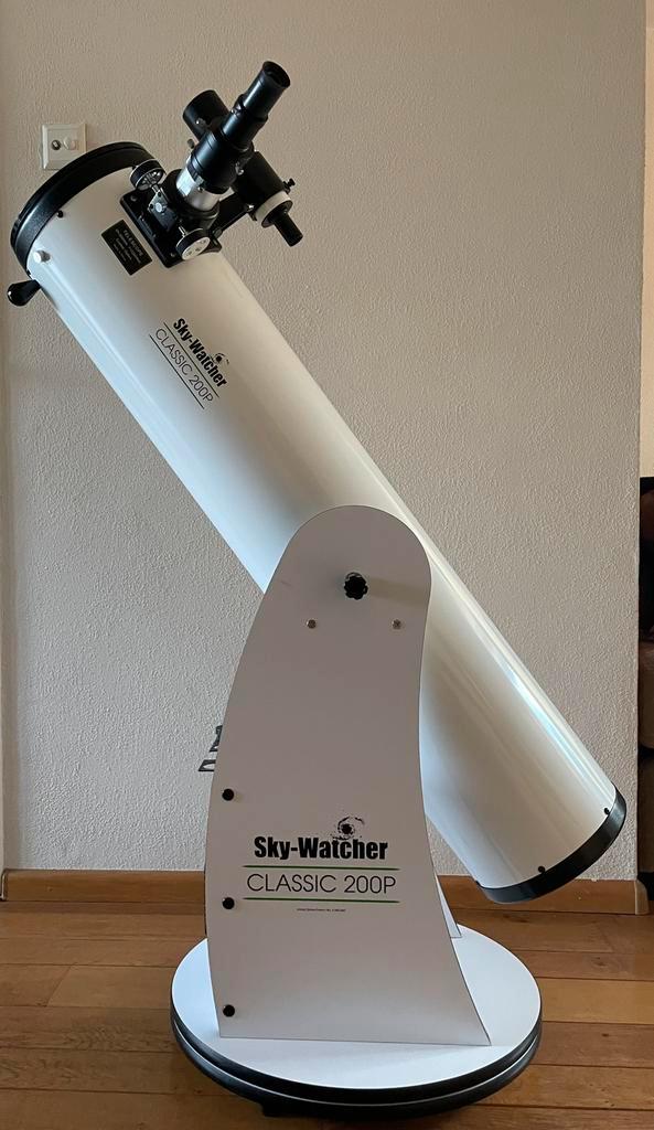 Skywatcher Classic 200P 20cm (8 inch) Dobson + toebehoren, Audio, Tv en Foto, Optische apparatuur | Telescopen, Gebruikt, Spiegeltelescoop (reflector)