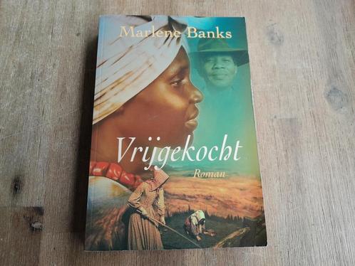 Marlene Banks/ Vrijgekocht, Boeken, Historische romans, Gelezen, Ophalen of Verzenden