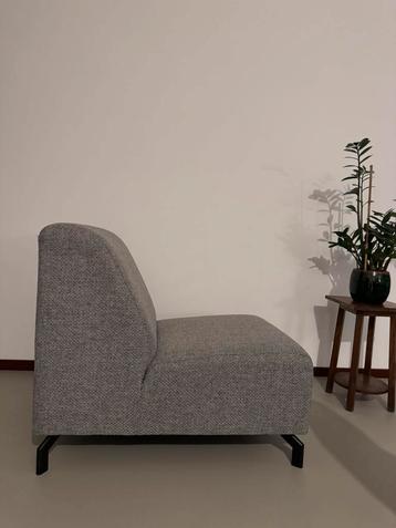 Fauteuil stoel grijs beschikbaar voor biedingen
