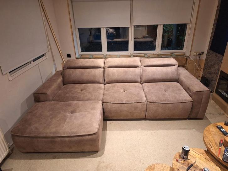 Bank, Huis en Inrichting, Banken | Bankstellen, Zo goed als nieuw, Rechte bank, Vierpersoons of meer, 200 tot 250 cm, 150 cm of meer