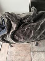 Mooi groot plaid antraciet grijs, Huis en Inrichting, Woonaccessoires | Plaids en Woondekens, Ophalen of Verzenden, Zo goed als nieuw