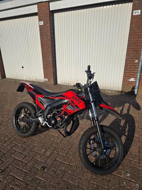 APRILIA SX50 2019, Fietsen en Brommers, Brommers | Derbi, Zo goed als nieuw, Ophalen