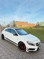 Mercedes-Benz A-Klasse 2.0 A45 AMG 4MATIC Aut7 2014 Wit, Auto's, Automaat, 4 cilinders, 360 pk, Wit