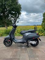 Vespa Sprint 2017, Fietsen en Brommers, Scooters | Vespa, Ophalen, Gebruikt, Maximaal 45 km/u, Vespa S