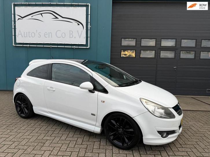 Opel Corsa 1.4-16V '111' OPC Edition Airco Cruise Navi 17"Lm, Auto's, Opel, Bedrijf, Te koop, Corsa, ABS, Airbags, Airconditioning