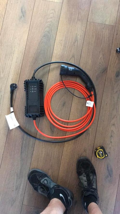 EV lader voor thuis 10Ampere/ 2300Watt. Type 2 stekker., Auto diversen, Laadpalen, Zo goed als nieuw, Laadkabel, Ophalen of Verzenden