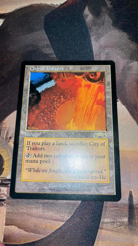 City of Traitors, Hobby en Vrije tijd, Verzamelkaartspellen | Magic the Gathering, Zo goed als nieuw, Ophalen of Verzenden