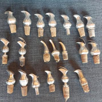 Vintage schenktuiten (ver)zilver(d) vogelbek  beschikbaar voor biedingen