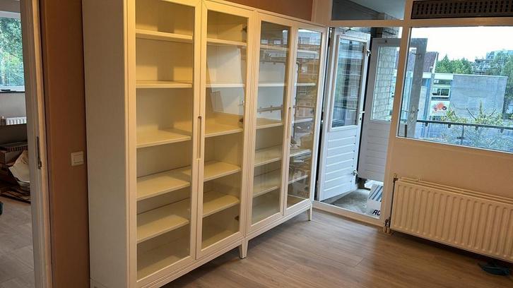 2 IKEA kasten - vorig jaar gekocht, Huis en Inrichting, Kasten | Vitrinekasten, Zo goed als nieuw, 150 tot 200 cm, 25 tot 50 cm