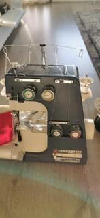 Overlockmachine  LEWENSTEIN  M~34  werkt goed, Hobby en Vrije tijd, Naaimachines en Toebehoren, Ophalen of Verzenden, Zo goed als nieuw