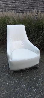 Chateaux d'Ax fauteuil. Wit., Ophalen, Zo goed als nieuw