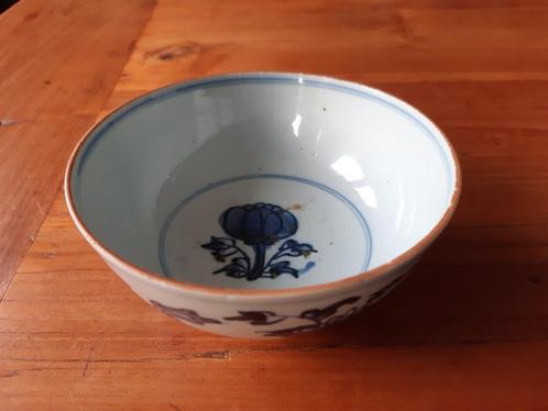 Chinees porseleinen kom met pioenroos (scheepswrak), Antiek en Kunst, Antiek | Porselein, Verzenden