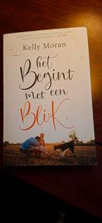 Kelly Moran - Het begint met een blik, Boeken, Ophalen of Verzenden, Nederland