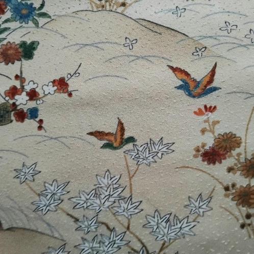 Japanse zijde vogels reebokjes 50-100x36cm quilt patchwork, Hobby en Vrije tijd, Stoffen en Lappen, Zo goed als nieuw, Satijn of Zijde
