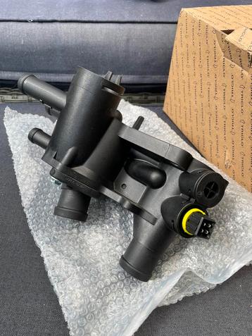 Koelwaterverdeel spinnenkop ( Vw Polo ) beschikbaar voor biedingen