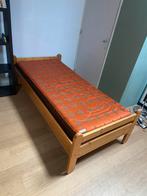 Houten bed inclusief matras, Huis en Inrichting, Ophalen, Zo goed als nieuw, Tweepersoons, Hout