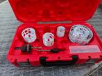 Milwaukee gaten boren set, Ophalen of Verzenden, Zo goed als nieuw