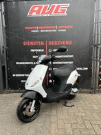 UNIEKE Piaggio zip 2-takt BROM 2016 GRATIS BEZORGD!, Fietsen en Brommers, Scooters | Piaggio, Maximaal 45 km/u, Zip, Ophalen of Verzenden