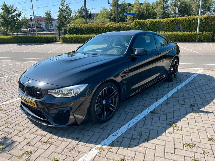 BMW 4-Serie 3.0 M4 Coupe AUT 2014 Zwart, Auto's, BMW, Particulier, 4-Serie, ABS, Adaptieve lichten, Airbags, Airconditioning, Alarm