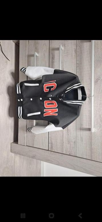 Leuke Icon Setje - Maat 4 jaar beschikbaar voor biedingen