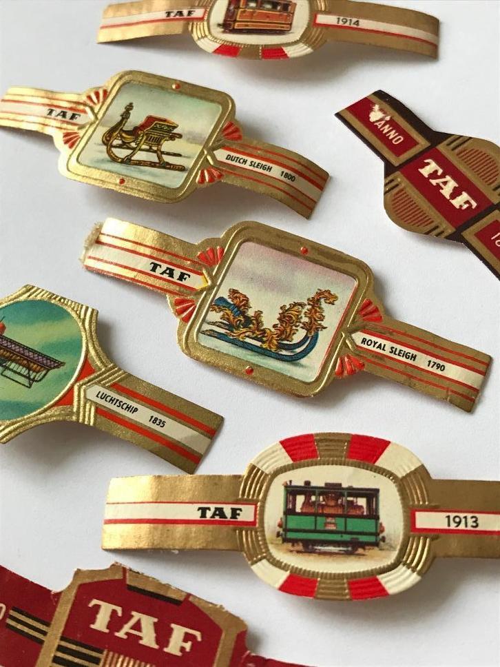 Sigarenbandjes en dan een heleboel, Verzamelen, Rookartikelen, Aanstekers en Luciferdoosjes, Zo goed als nieuw, Sigarenbandjes