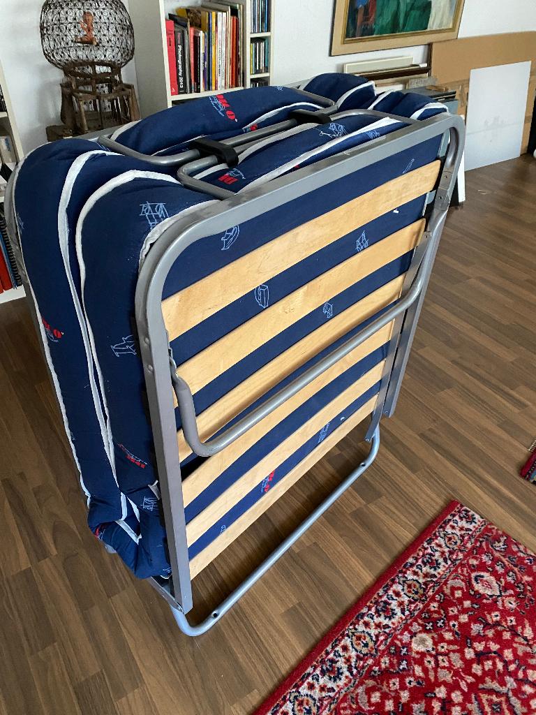 Opklapbed Dico, zonder wieltjes!, Ophalen, Gebruikt, Eenpersoons, Blauw