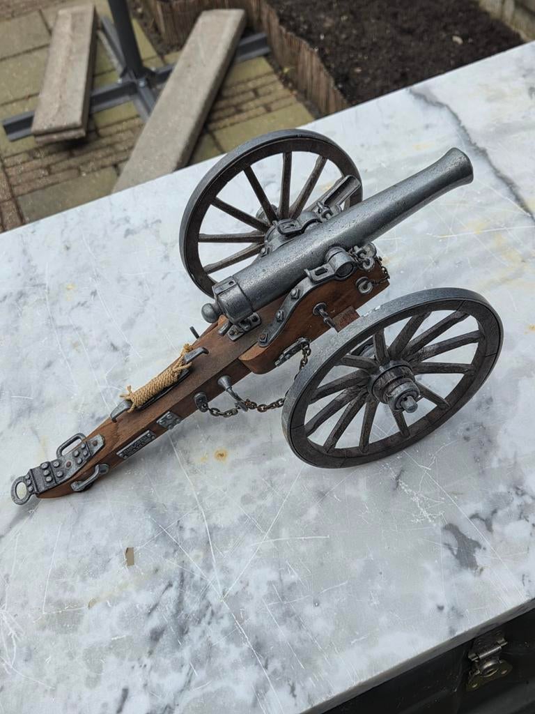 Antiek miniatuur kanon uit 1861 vrijgesteld, Antiek en Kunst, Ophalen of Verzenden