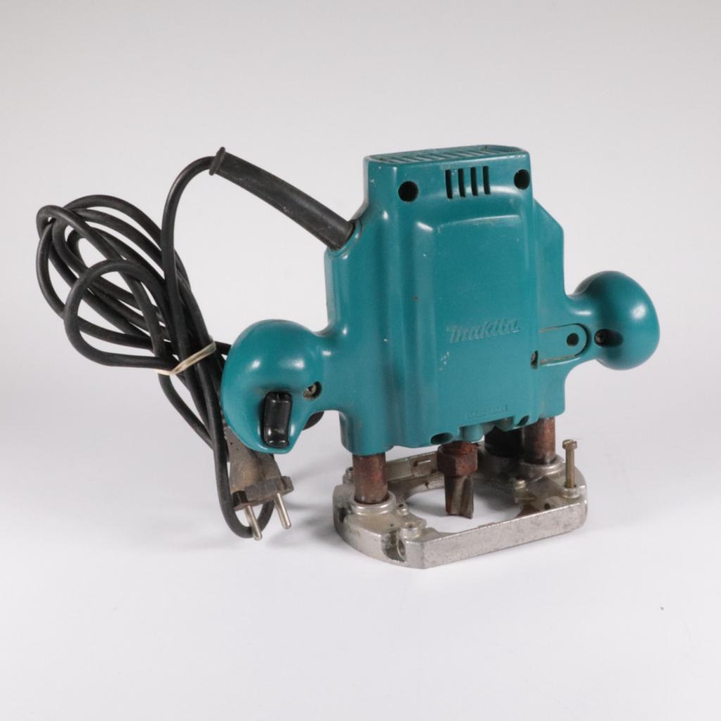 Makita 3620 Bovenfrees - Gebruikte Staat, Makita, Gebruikt, Support@makita.com, Makita Corporation, 3-11-8, Sumiyoshi-cho, 
Anjo, Aichi 446-8502
Japan