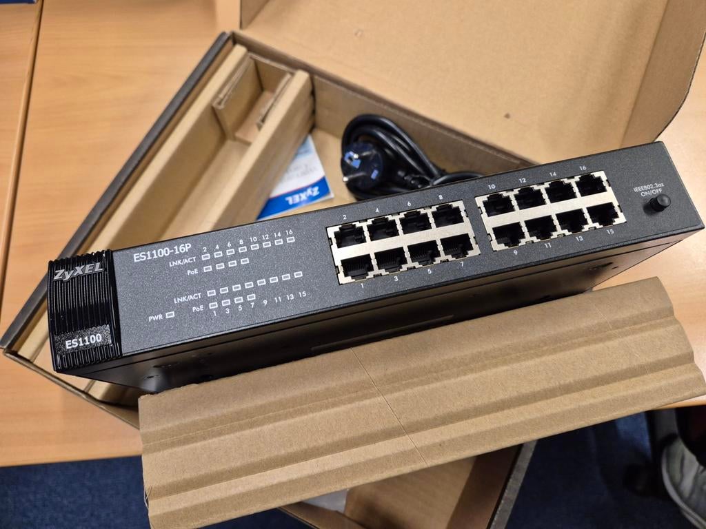 Partij diverse computerapparatuur,  adapters, kabels etc, Computers en Software, Overige Computers en Software, Ophalen, Nieuw