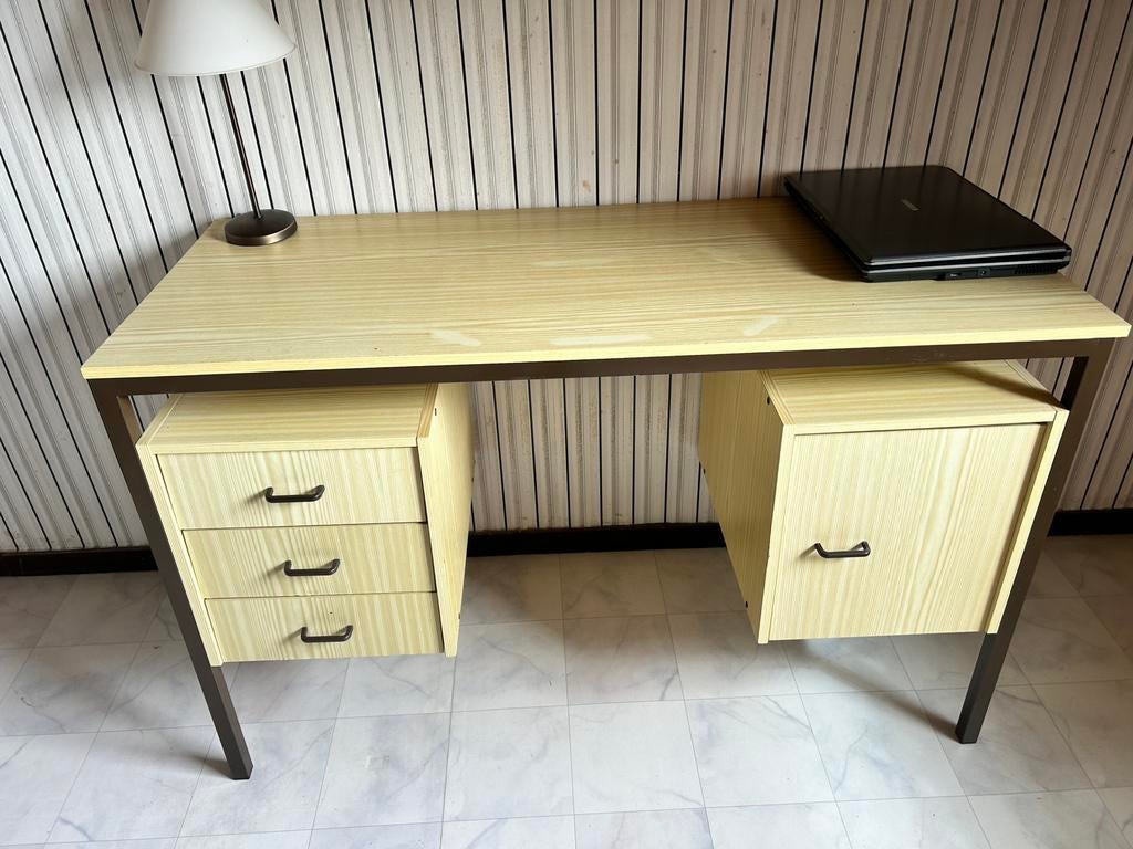 Buro, Ophalen, Gebruikt