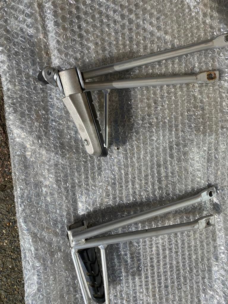 Voetsteunen Honda HM 50 / Vent Derapage 50 schakelbrommer, Ophalen of Verzenden, Gebruikt, Overige typen, Overige merken