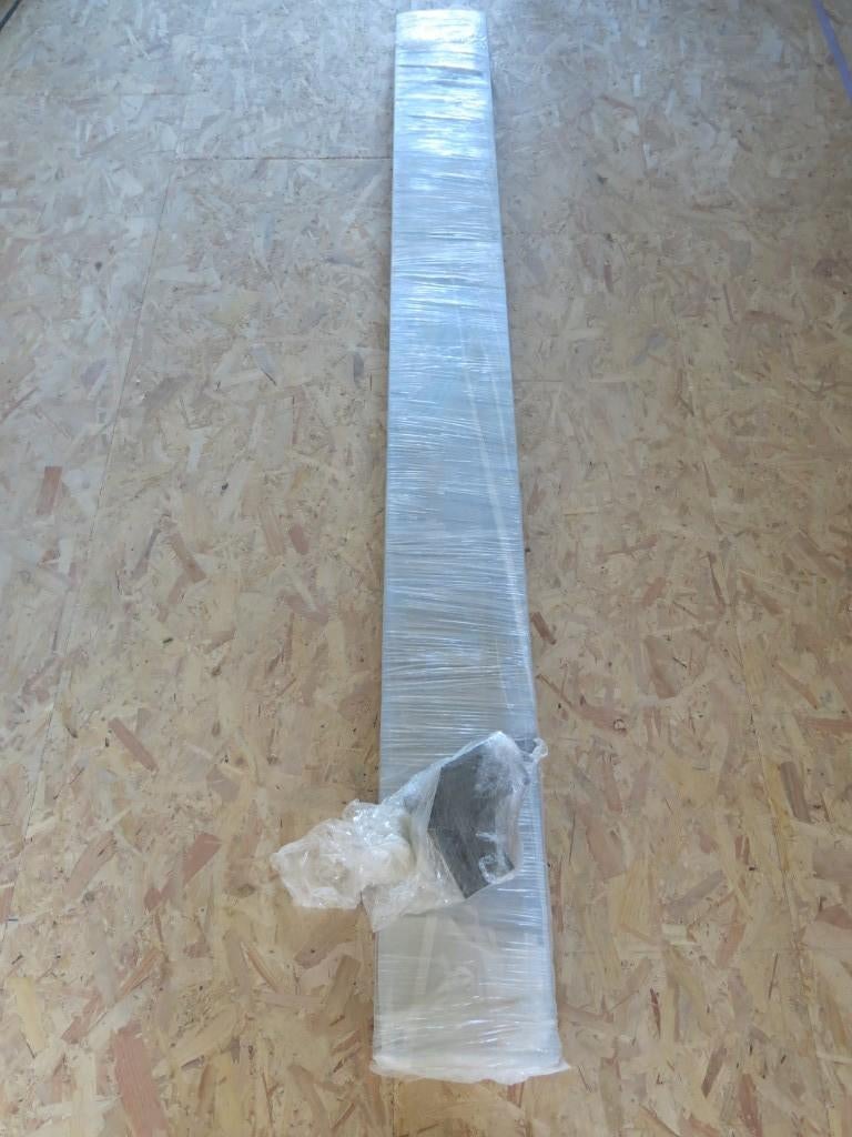 Zwart aluminium regenafvoer vierkant nieuw, Doe-het-zelf en Verbouw, Buizen en Afvoer, Ophalen, Pvc, Overige typen, Nieuw