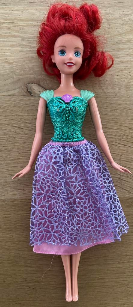 barbie origineel van mattel met rode haren, Verzamelen, Poppen, Ophalen, Zo goed als nieuw, Pop