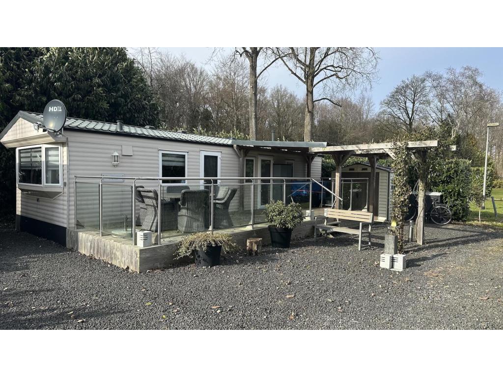 Chalet te koop met staanplaats Luttelgeest, Flevoland R#52R, Caravans en Kamperen, Stacaravans, Tot en met 4