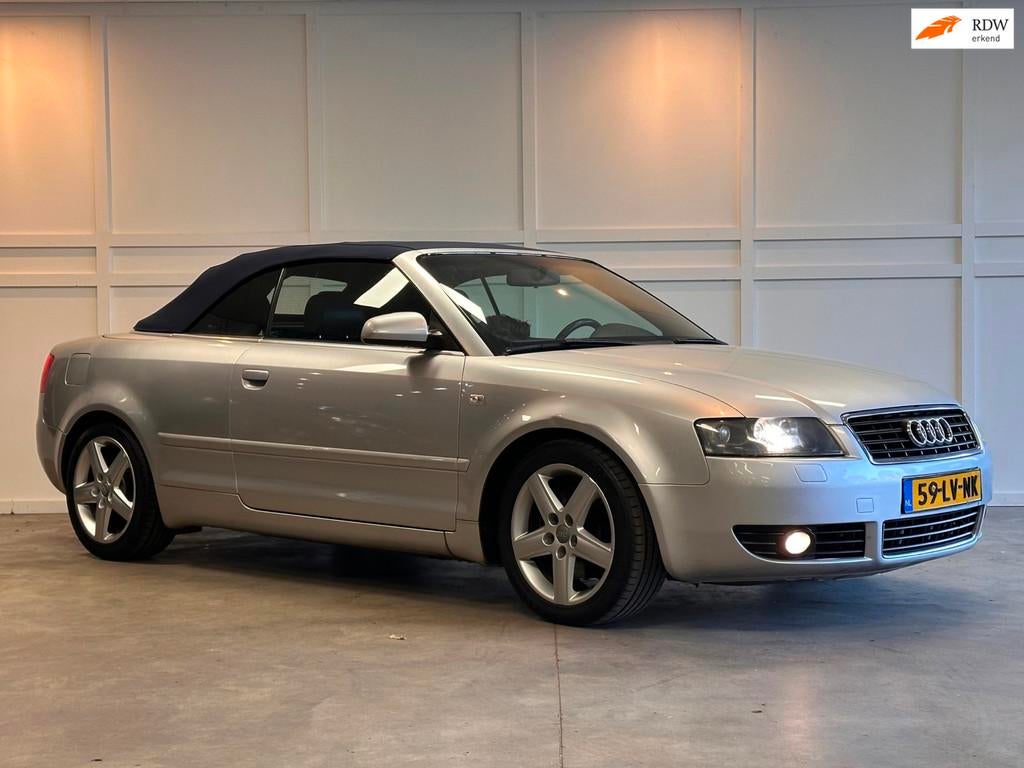Audi A4 Cabriolet 3.0 V6 Exclusive Automaat Cabrio, Auto's, Gebruikt, 1595 kg, Cabriolet, A4
