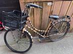 Dames fiets gebruikt met krat achterband lek, Ophalen, Gebruikt