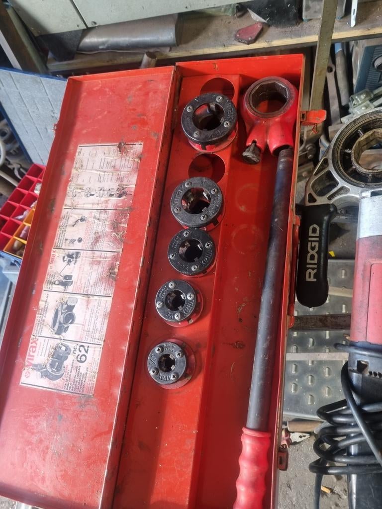 Virax draadsnijset met Ridgid 600 draadsnijmachine, Doe-het-zelf en Verbouw, Ophalen of Verzenden, Gebruikt