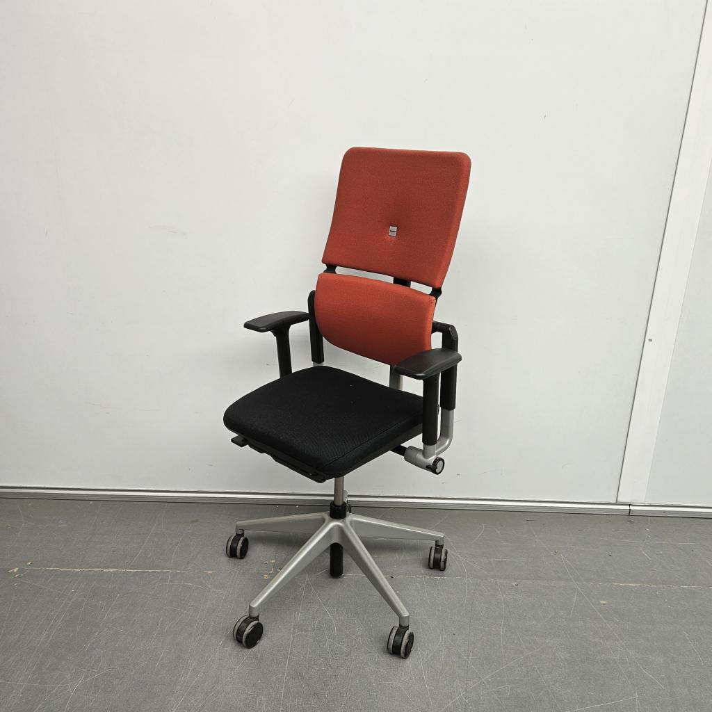 Steelcase Please bureaustoel - oranje/zwarte stoffering, Niet ingevuld, Gebruikt, Niet ingevuld, Niet ingevuld