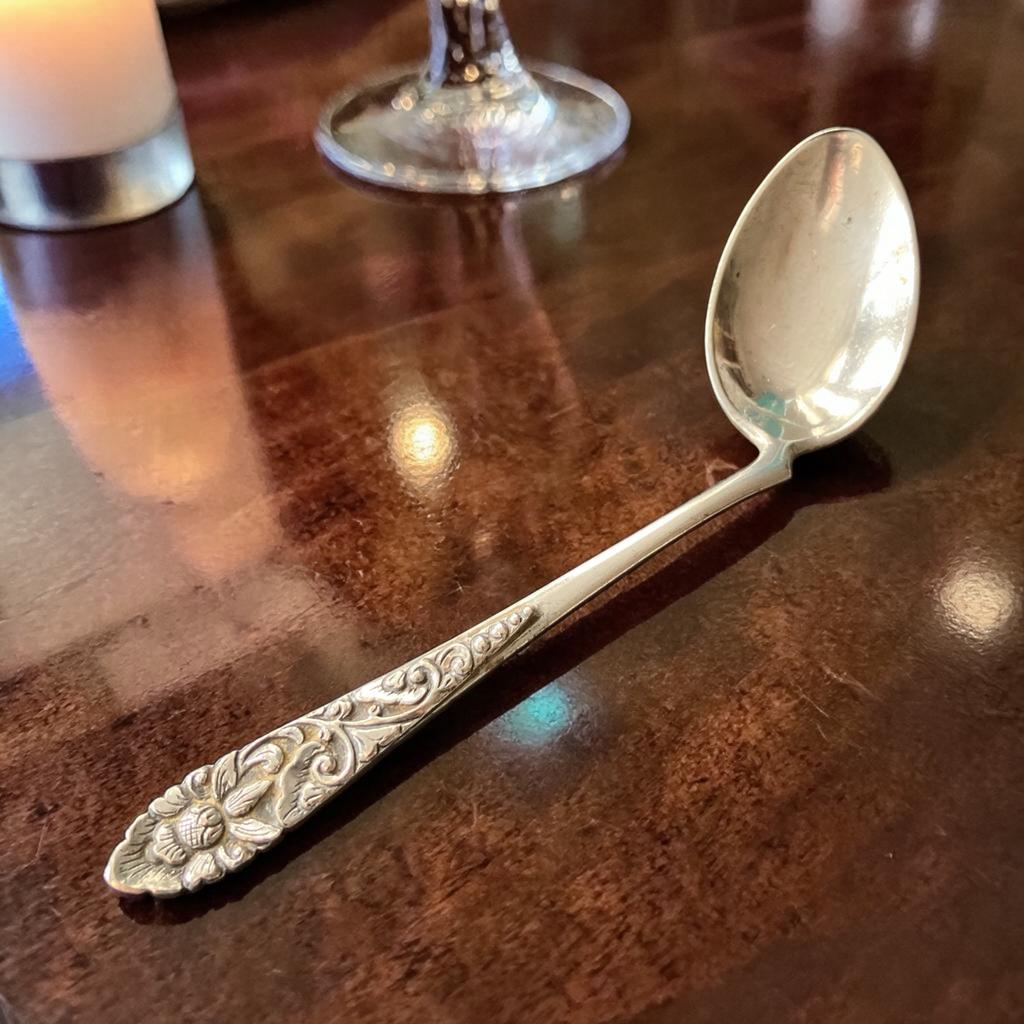 Djokja zilveren dessertlepel, kinderlepelSA800, 14 cm, 28 gr, Antiek en Kunst, Ophalen of Verzenden