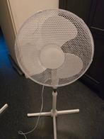 2 Grote Staande Ventilatoren - Ideaal voor Koeling, Ophalen, Zo goed als nieuw, Statiefventilator